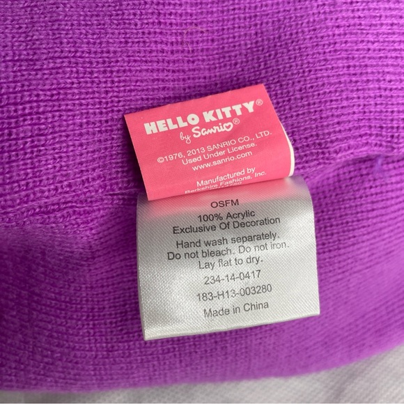 Sanrio Hello Kitty Beanie Hat Cap Womens OSFM Pink & Purple Striped 90s Y2K - Picture 12 of 14